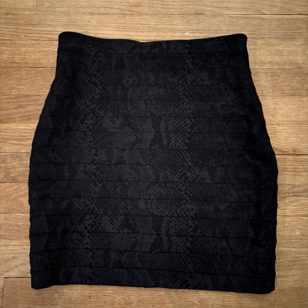 Express charcoal mini pencil skirt size 8 b42